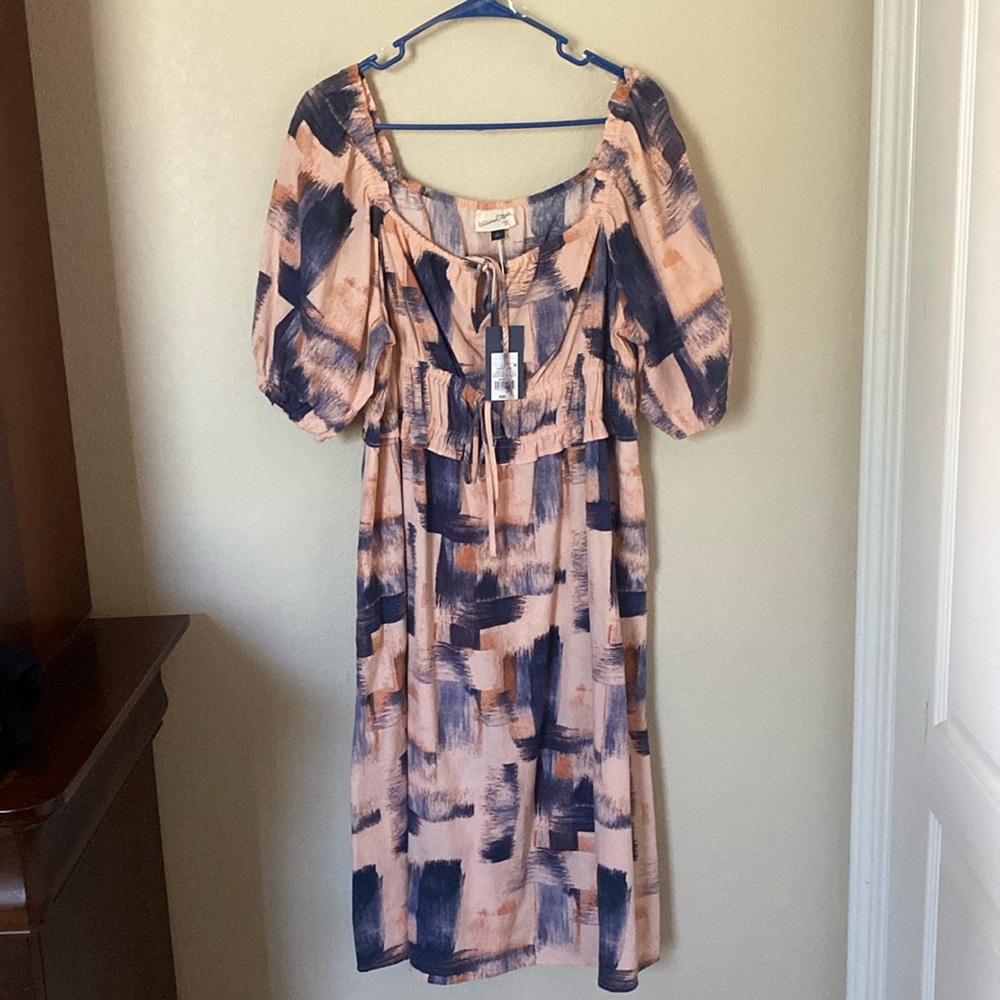NWT universal thread size L dress